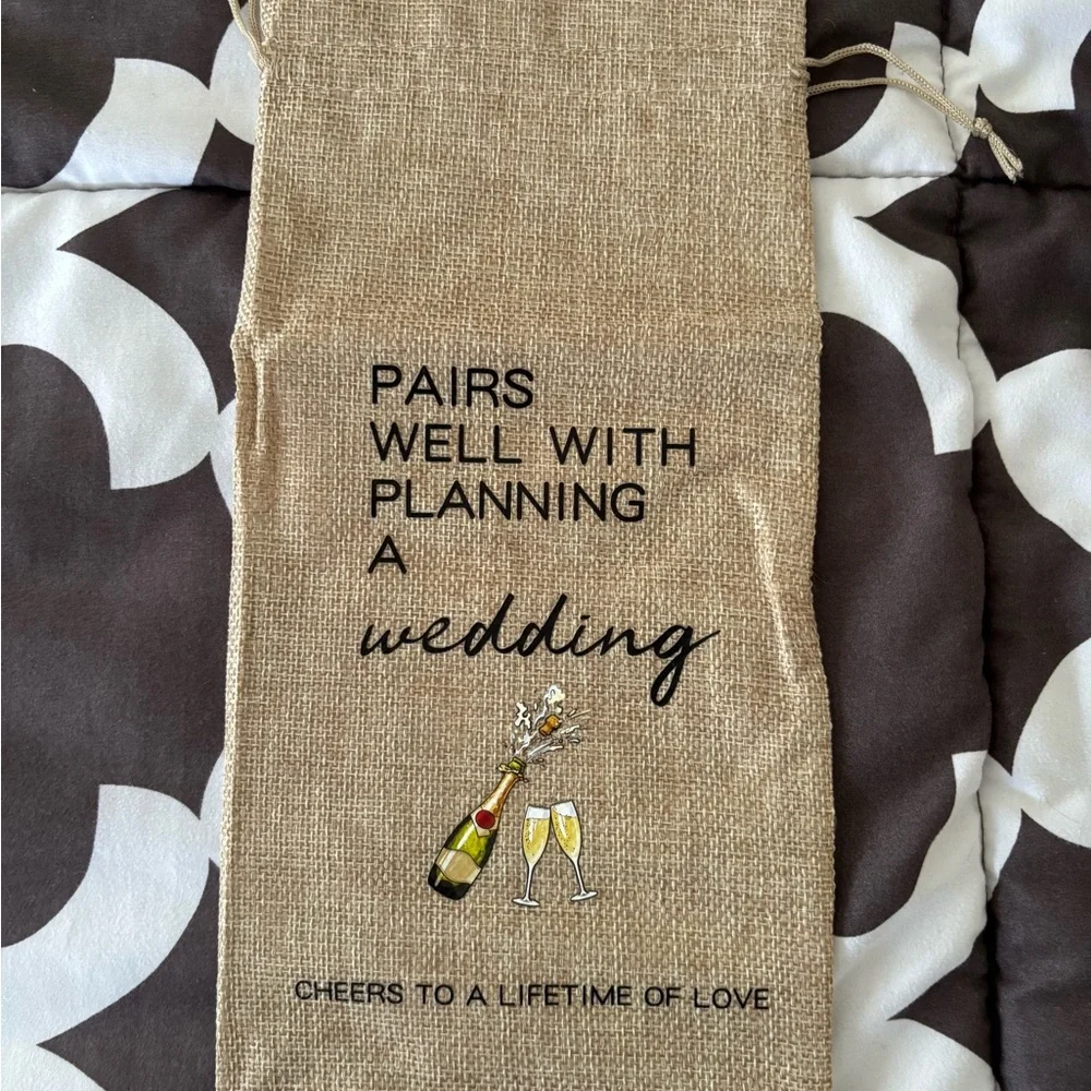 Engagement / Fiancé / Planning a Wedding Wine Bag - NWOT - Offers welcome